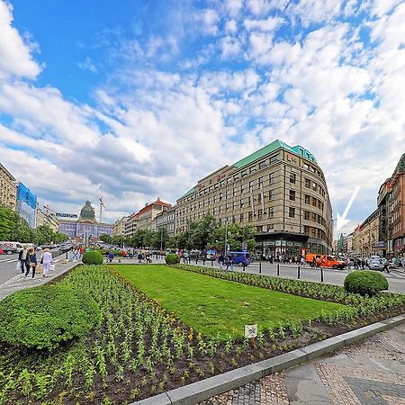 Apartments Stepanska 36 Praag Buitenkant foto